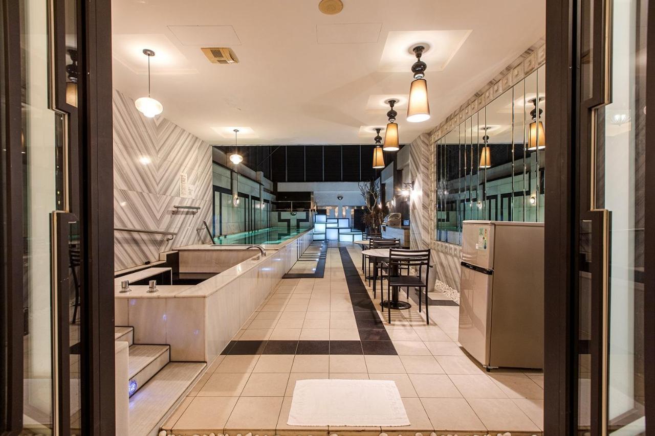 Motel Stars Тайчжун Экстерьер фото