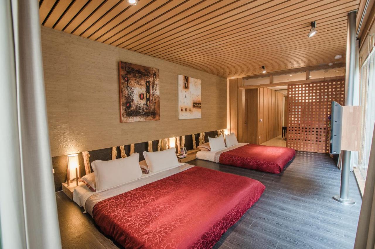 Motel Stars Тайчжун Экстерьер фото